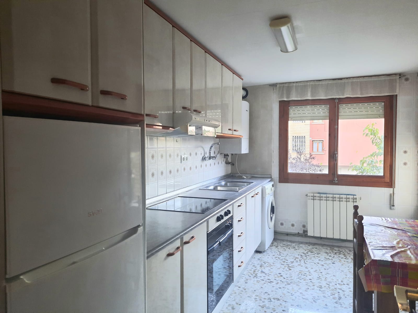 813cfa78-5324-4fa6-b9a2-f6b5e7834a27