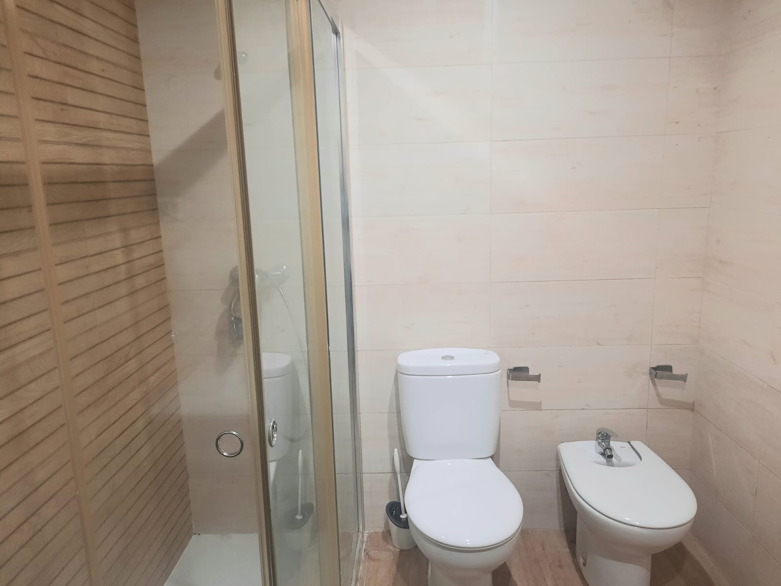 b40b86b6-fe03-4cf8-958c-60262329587a